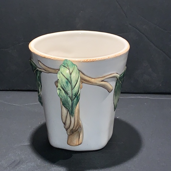 Fitz & Floyd Manhattan Garden Coffee Mug with Stem & Leaf Handle 3.75" x 4" - Picture 2 of 7